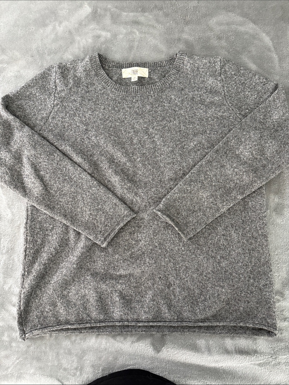 Women's Classic Heather Crewneck Sweater - Gray